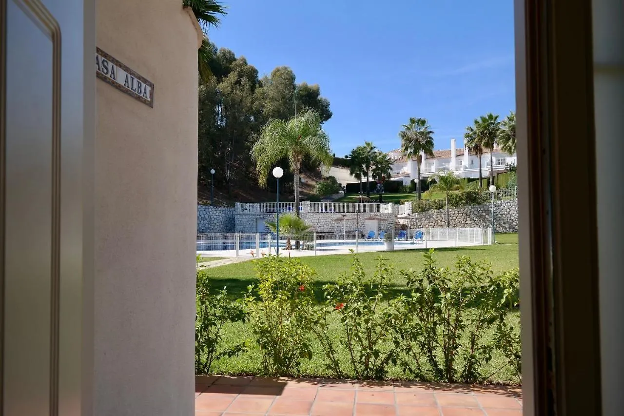 Villa Bonita - Calm Duplex Townhouse In Mijas Costa With Sea View Spanien
